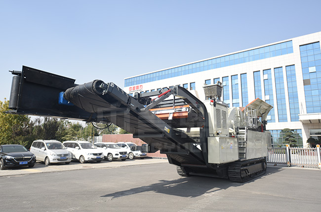 移動(dòng)式破碎篩分機助力建筑垃圾再利用